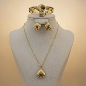 Parure design coquillage luxe (4 pièces)